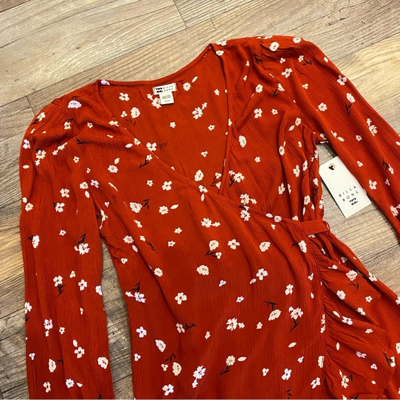 Billabong ♥️ Lovin You Ruffle Floral Wrap Mini Dress - Picture 6 of 16